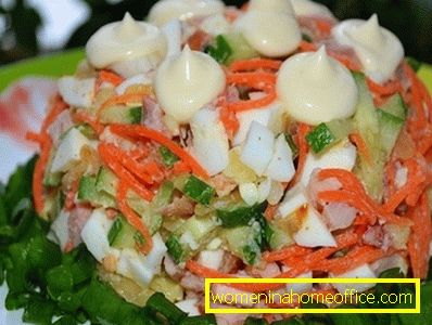 Salade gourmande au poulet fumé et aux carottes en coréen